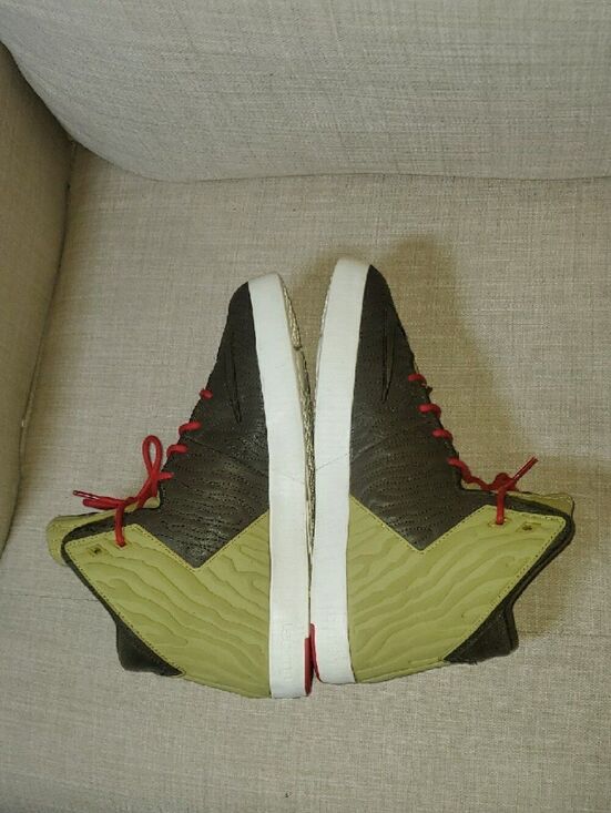 Nike Olive Green and White Shoe Label Interior 10.5 main image 12